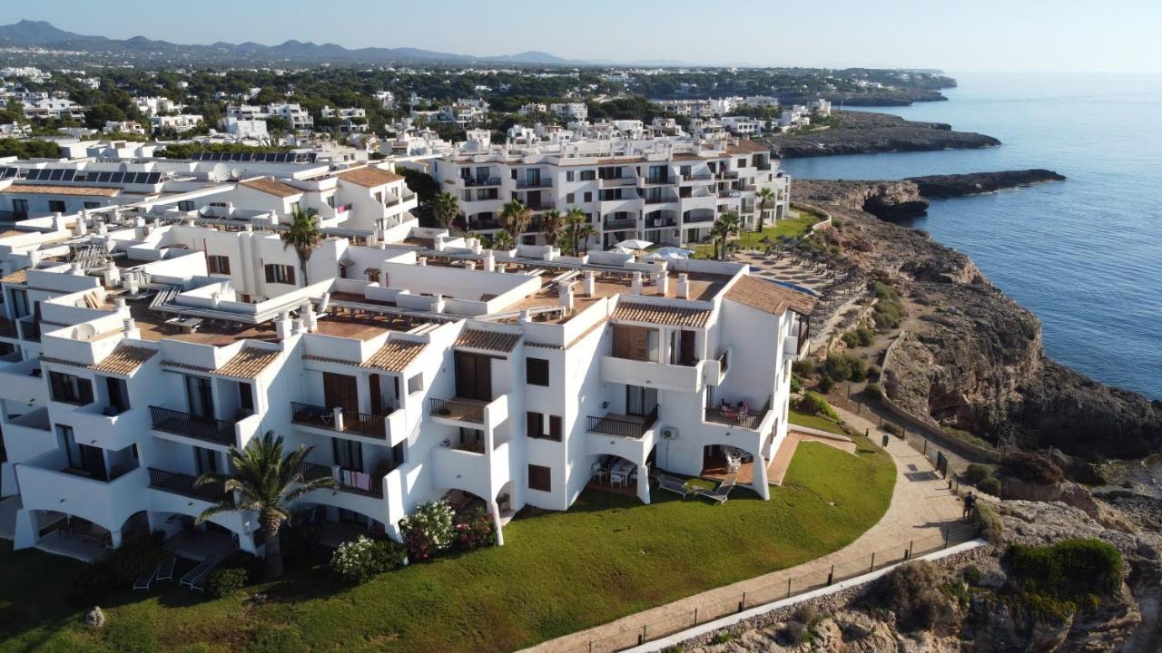 Alua Suites Las Rocas Cala D´Or エクステリア 写真