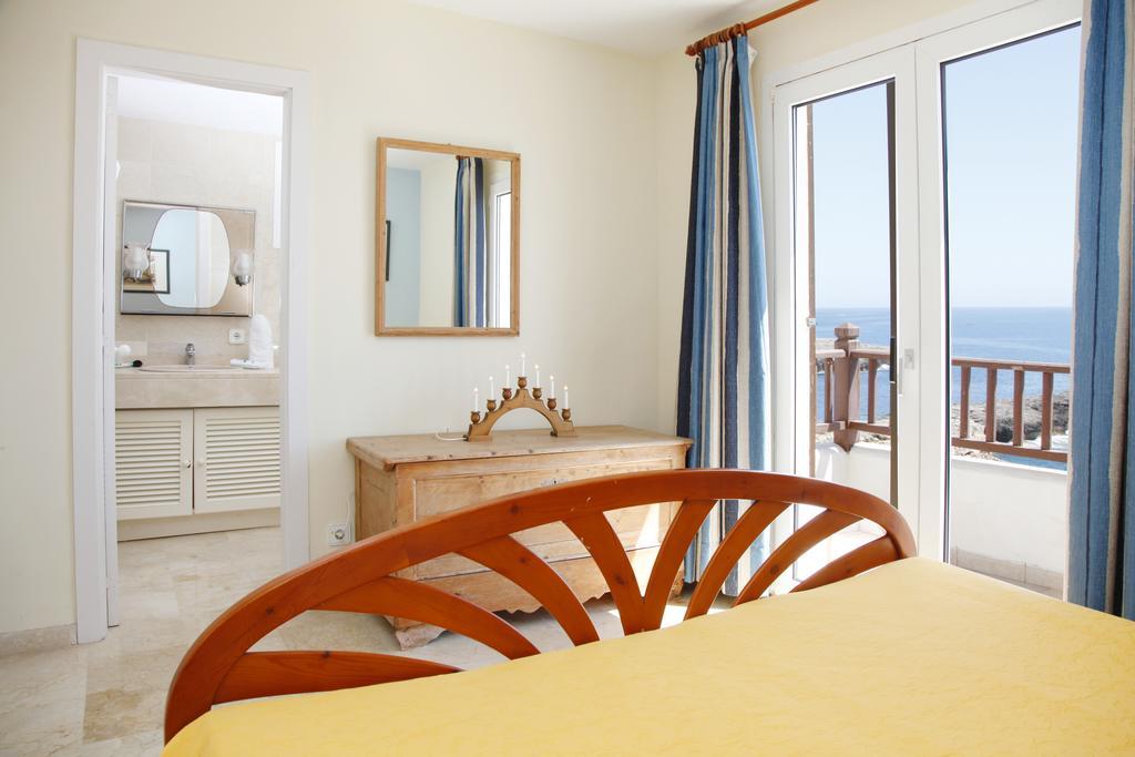 Alua Suites Las Rocas Cala D´Or エクステリア 写真